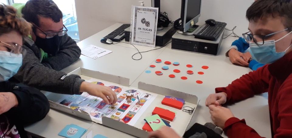 Jogos de Tabuleiro.jpg