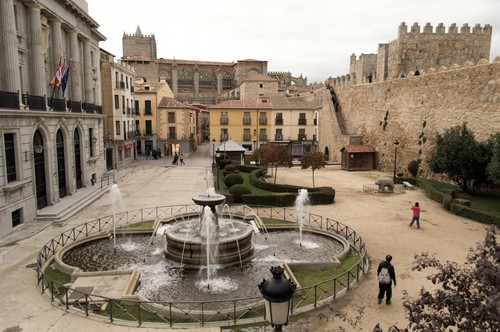 avila-cathedral_6708221.jpg