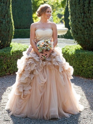 Princess Sweetheart Tulle Cascading Ruffles Court Train Glamorous Wedding Dresses 