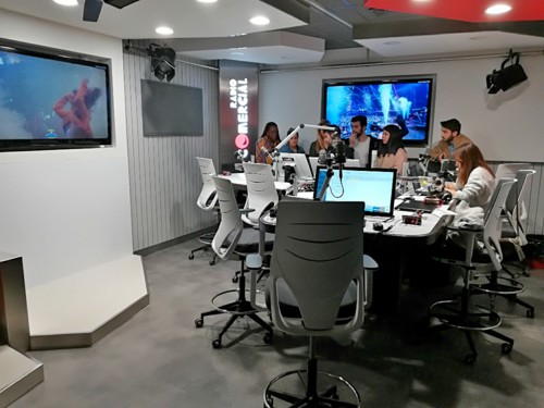 COPYRIGHT: O RAPAZ DAS ILHAS