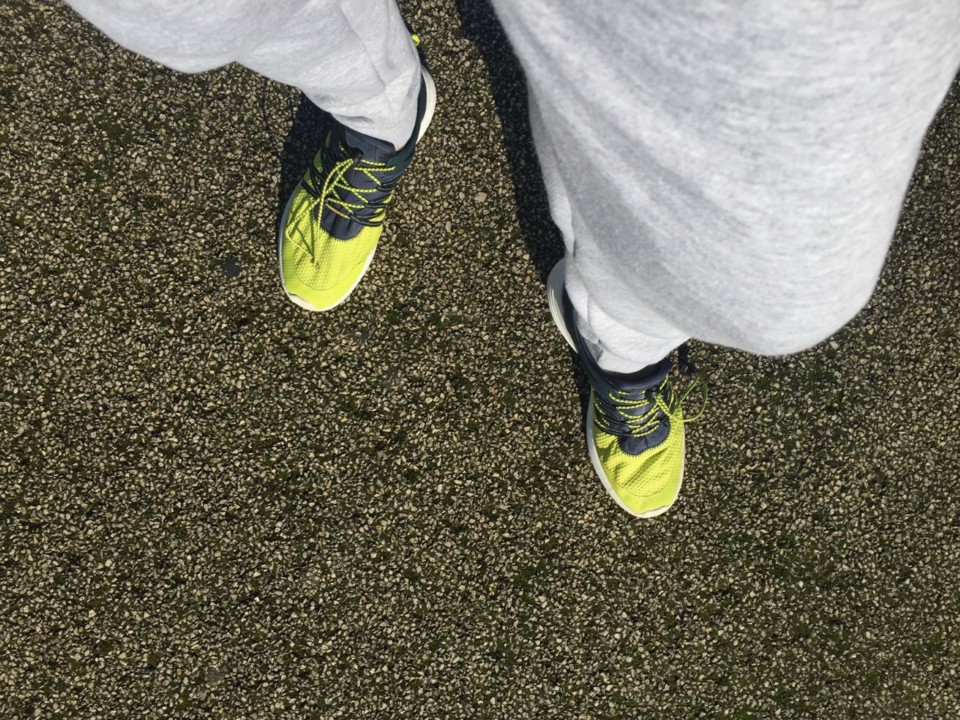 ténis.jpg ténis.jpg