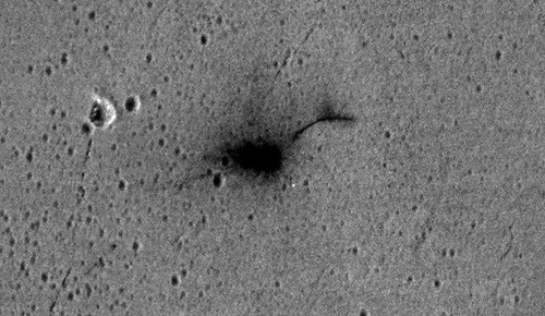 Schiaparelli-lander-crater.jpg