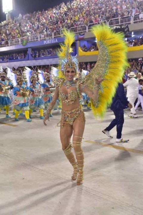 Lívia Andrade 2 (Carnaval Rio 2020).jpg