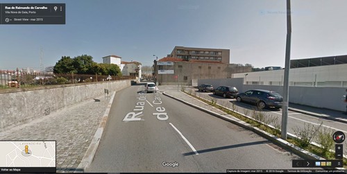 casa_atrolepada_rua_raimundo_carvalho_gaia