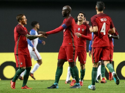 18809613_1902645163281336_3142023852700205056_n_b4