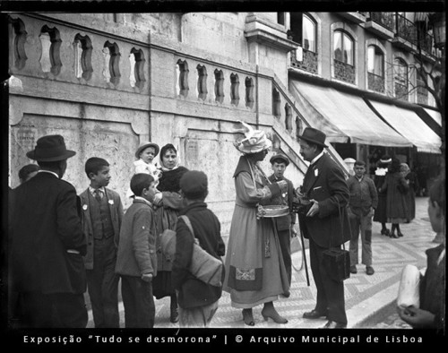 Tudo se desmorona © Arquivo Municipal de Lisboa.j