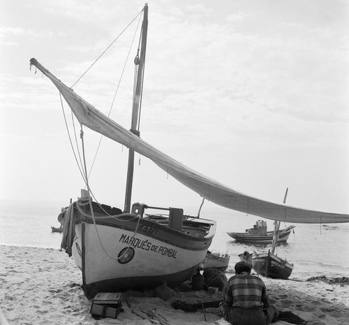 A visita do SANS PEUR, um barco de pesca Britânico de 1945