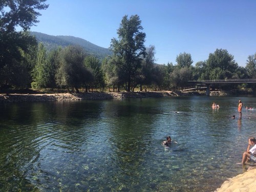 Praia fluvial de valhelhas 2.jpg Praia fluvial de valhelhas 2.jpg