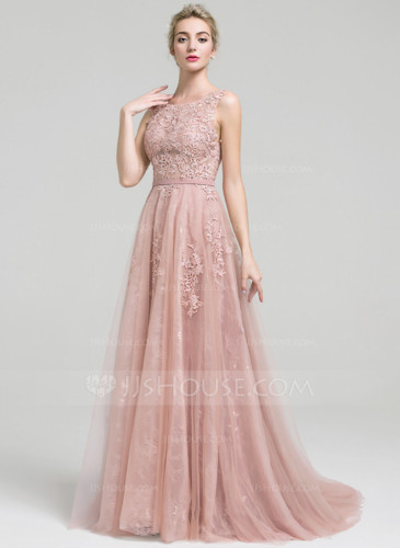 Como escolher o vestido comprido perfeito para as festas | Moda & Style