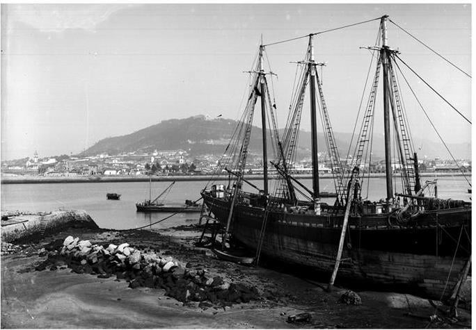 307b- construção do navio lagosteiro.jpg