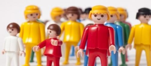 bonecos-playmobil-sucesso-em-todo-mundo_384745.jpg