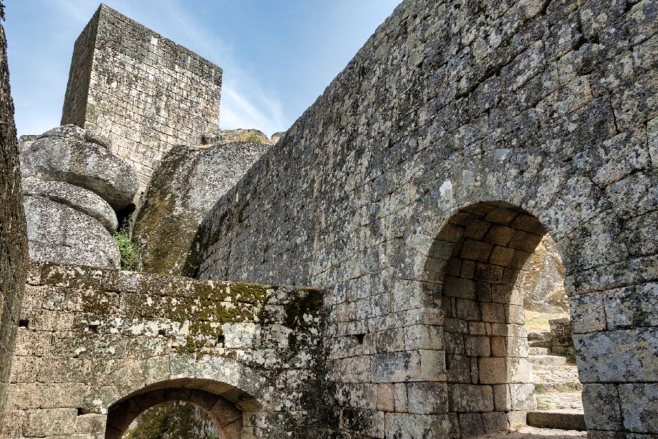 castelo de Monsanto pormenor4.jpg