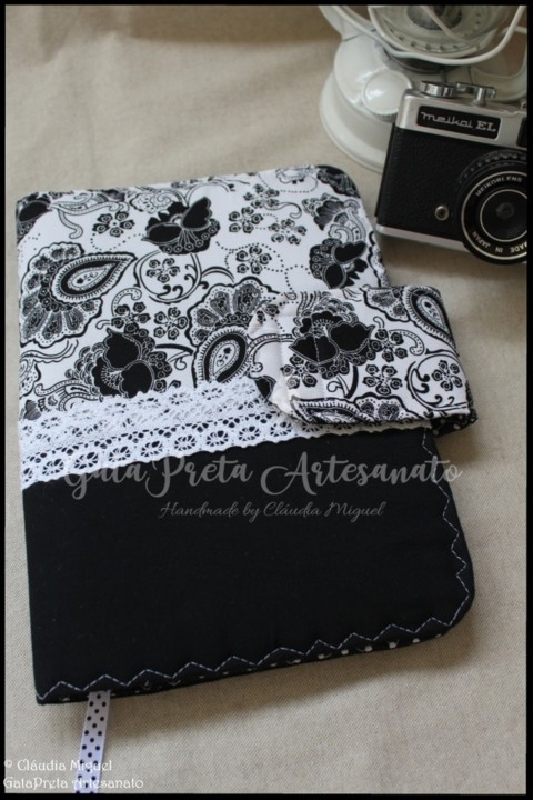 Capa de livros Wild Black Flowers1.JPG