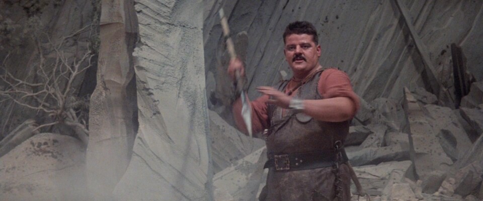 MV5BMGE4M2NmZjQtZGFjZC00ZmRjLTgwNmQtMWNkNTRiYzU5Nz