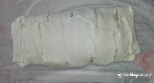 Folhado cru.jpg Folhado cru.jpg