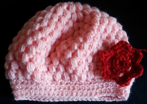 gorro puff salmão infantil flor vermelha.jpg