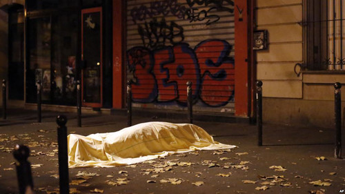 Vítima Paris 13 Novembro 2015.jpg Vítima Paris 13 Novembro 2015.jpg
