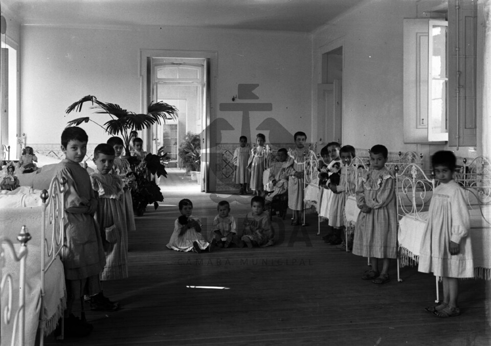 asilo de crianças.jpg