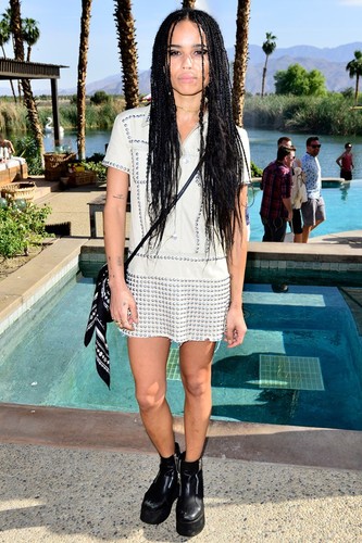 Zoe-Kravitz-Vogue-13Apr15-Getty_b_592x888.jpg