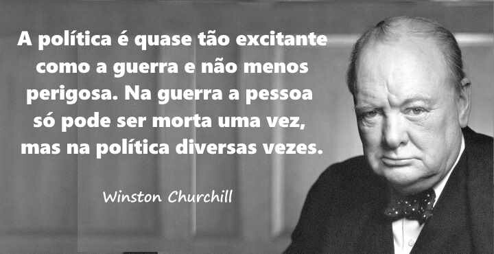 Churchill - A política e a guerra.jpg