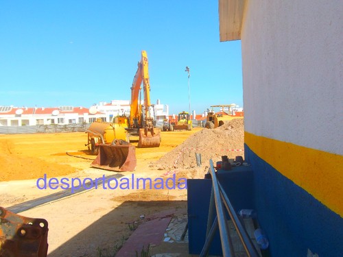 CONTINUAM OS TRABALHOS NO CAMPO DO CASSAPO