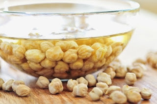 Soaked-Chickpeas.jpg