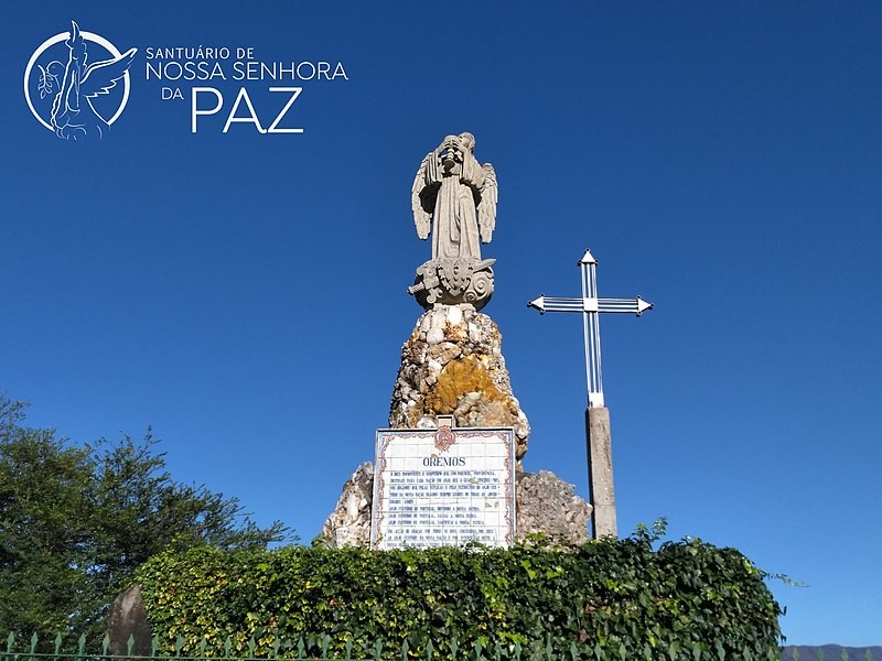 800px-Monumento_ao_Anjo_Padroeiro_de_Portugal.jpg