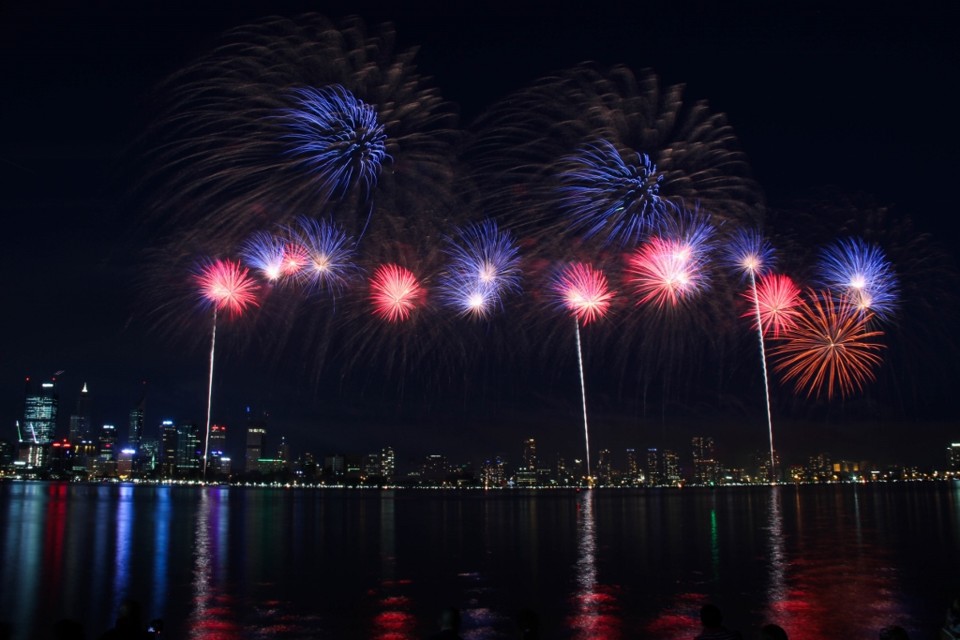 australia day fireworks 7.jpg australia day fireworks 7.jpg