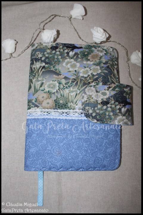 Capa de livros Lago de CrisântemosIII-1.JPG