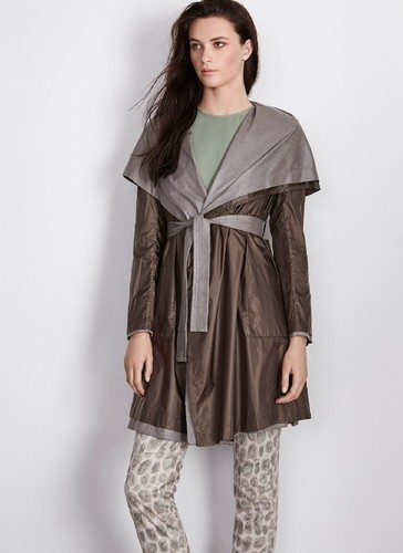 Adolfo Domingues Gabardina Envolvente.jpg