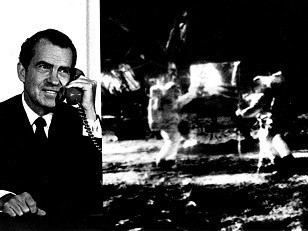 Nixon_Telephones_Armstrong_on_the_Moon_(9460942988