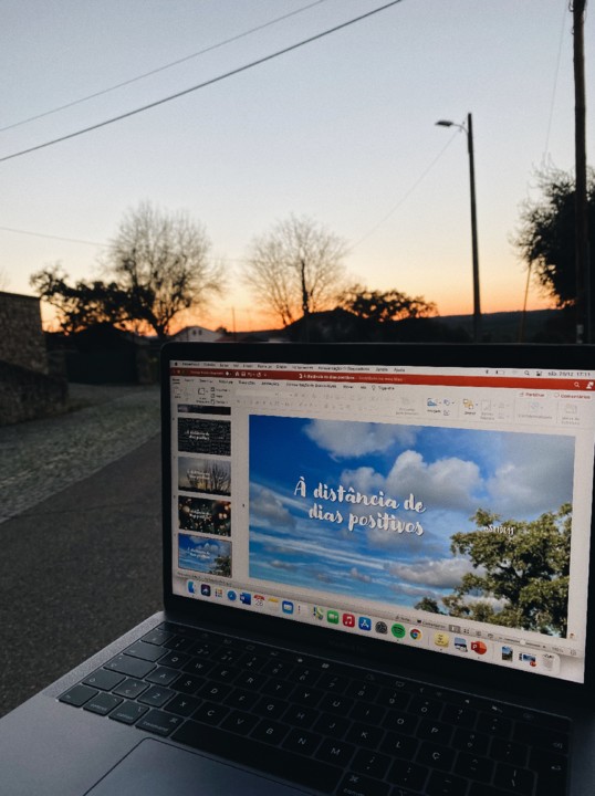 À distância de dias positivos - Slide11.JPG