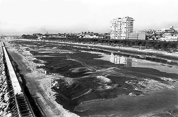 310- obras na marginal_anos 80.jpg