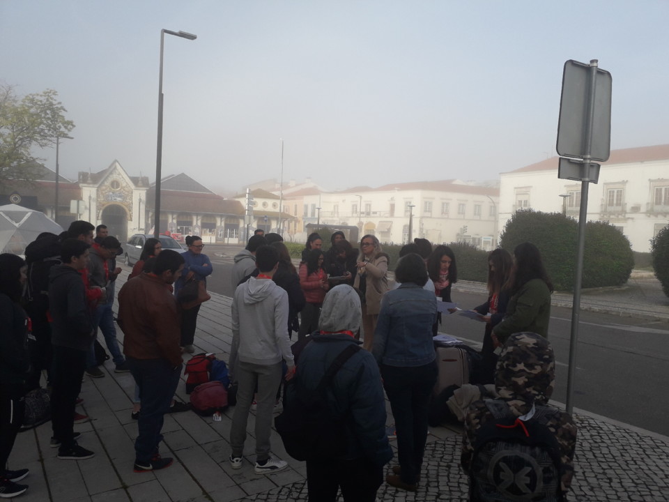 25 alunos dos agrupamentos de escolas do concelho 