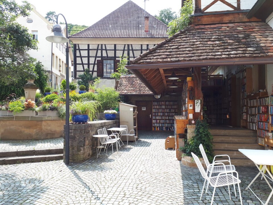 639f9b7e-c710-4567-a37f-e1d3b0de3888daf0fc263f3ac7