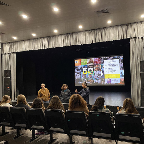 Curtas_Abi Feijó.jpg