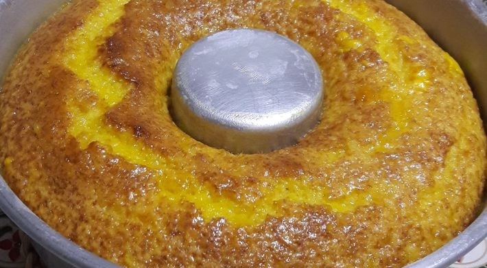 Bolo de Cenoura com Laranja