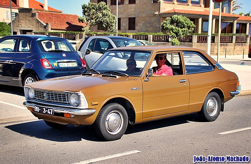 COROLA 1200.JPG