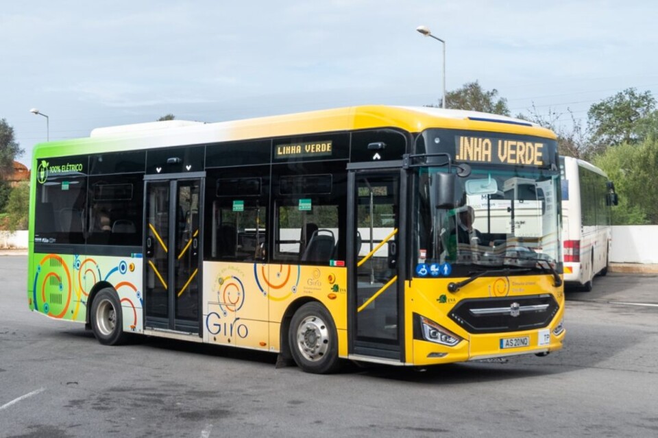 Autocarro-Giro-Transportes-Urbanos-Albufeira-2-102