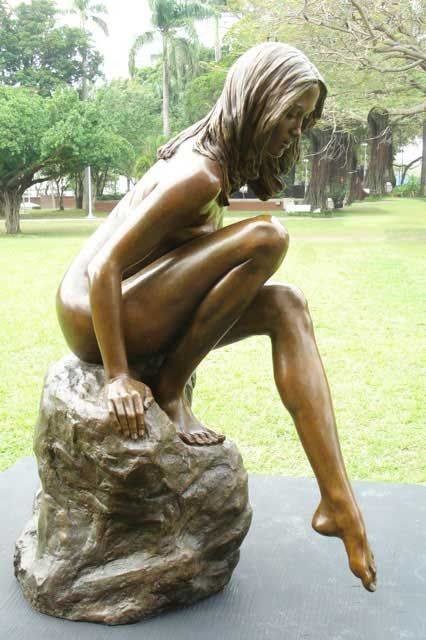 escultura1.jpg escultura1.jpg