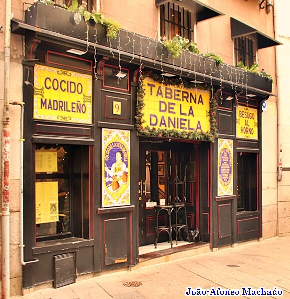 CALLE DE CUCHILLEROS.JPG