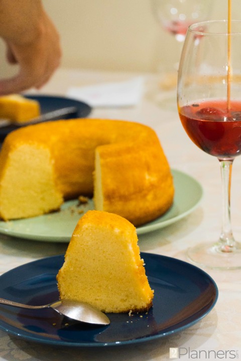 Yogurt Cake - The2Planners