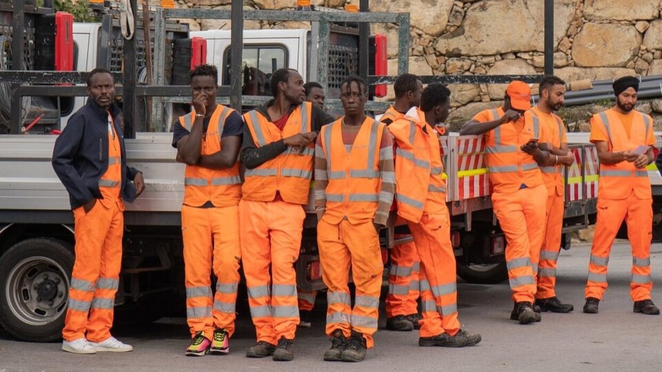 trabalhadores imigrantes negros.jpg