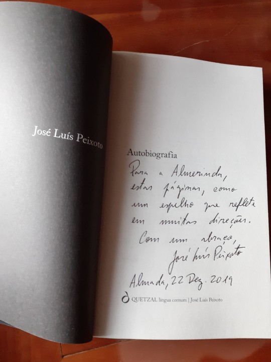Autobiografia_dedicatória.jpg