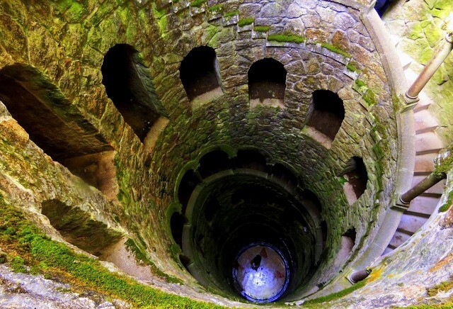 IMG_3282a quinta da regaleira.jpg