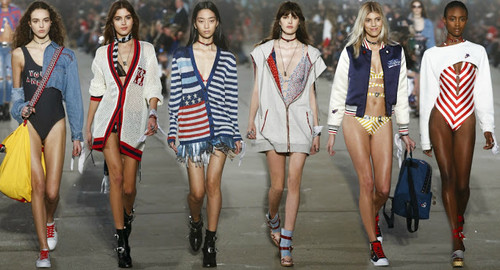 desfile TOMMY HILFIGER sport 2017 + tommy x gigi + desfile TOMMY HILFIGER sport 2017 + tommy x gigi +