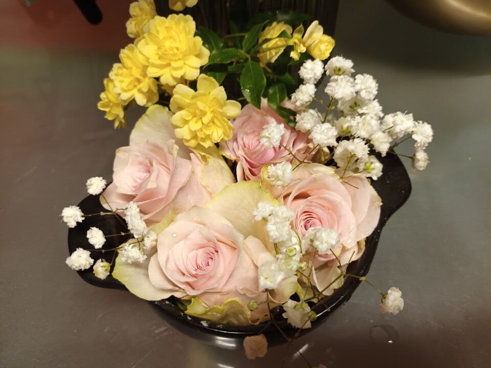 Não me canso disto flores.jpg