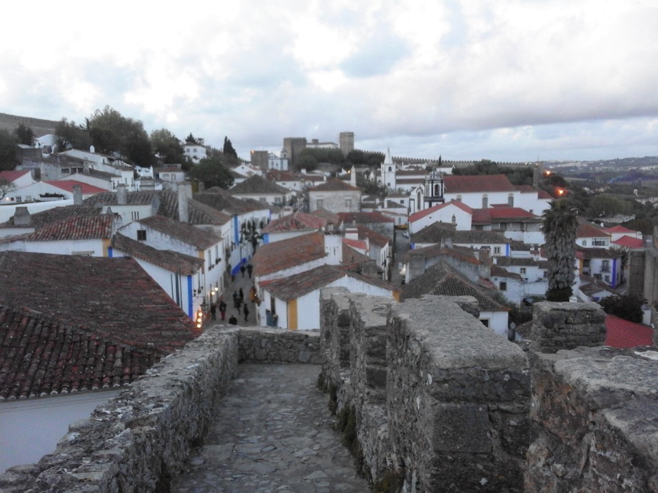 Casario, telhados. Óbidos. Foto original. 2019. 04. jpg