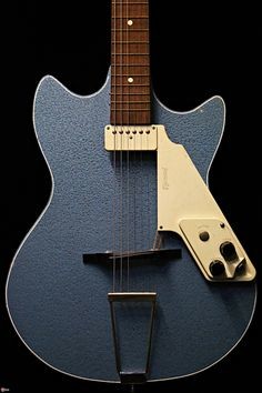 97a5b6e4985e66b5b323c094c2125834--learn-bass-guita