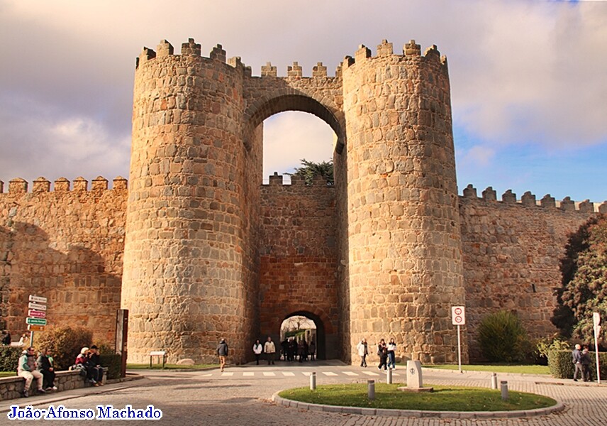 ENTRADA PRINCIPAL.JPG